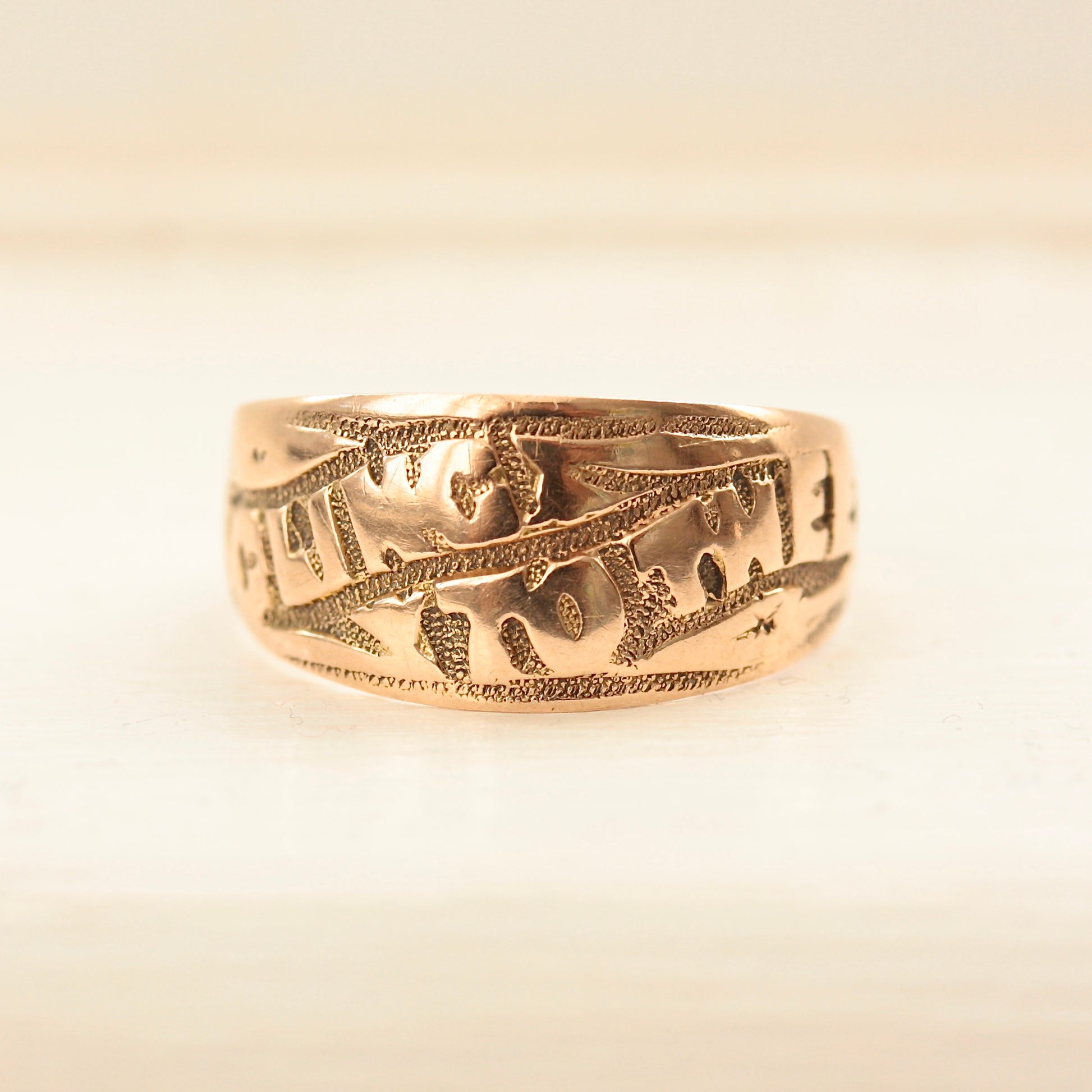 antique victorian i cling to thee ring