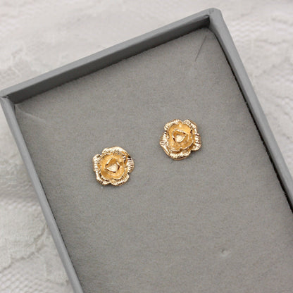 vintage 1970s flower stud earrings