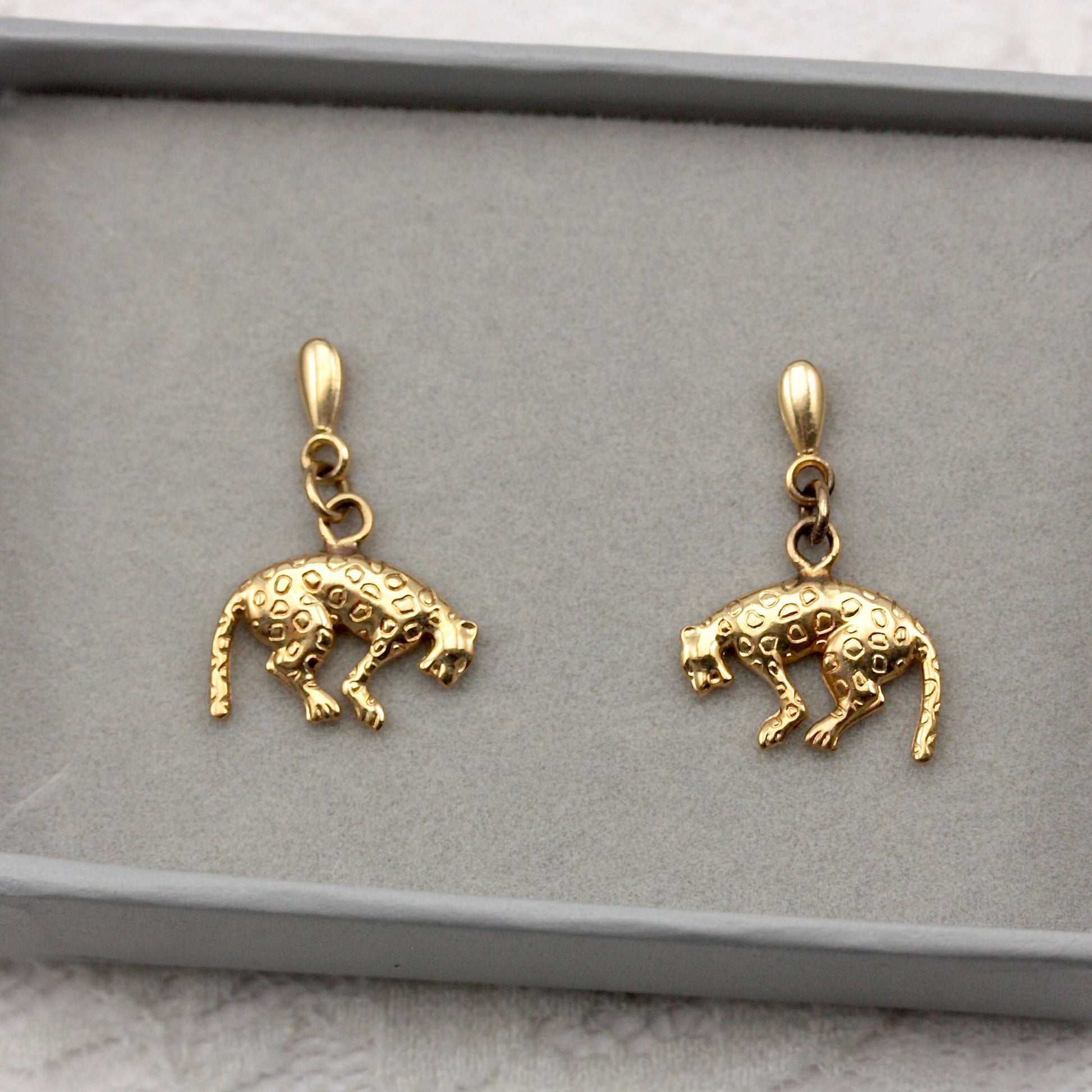 vintage 1980s leopard earrings