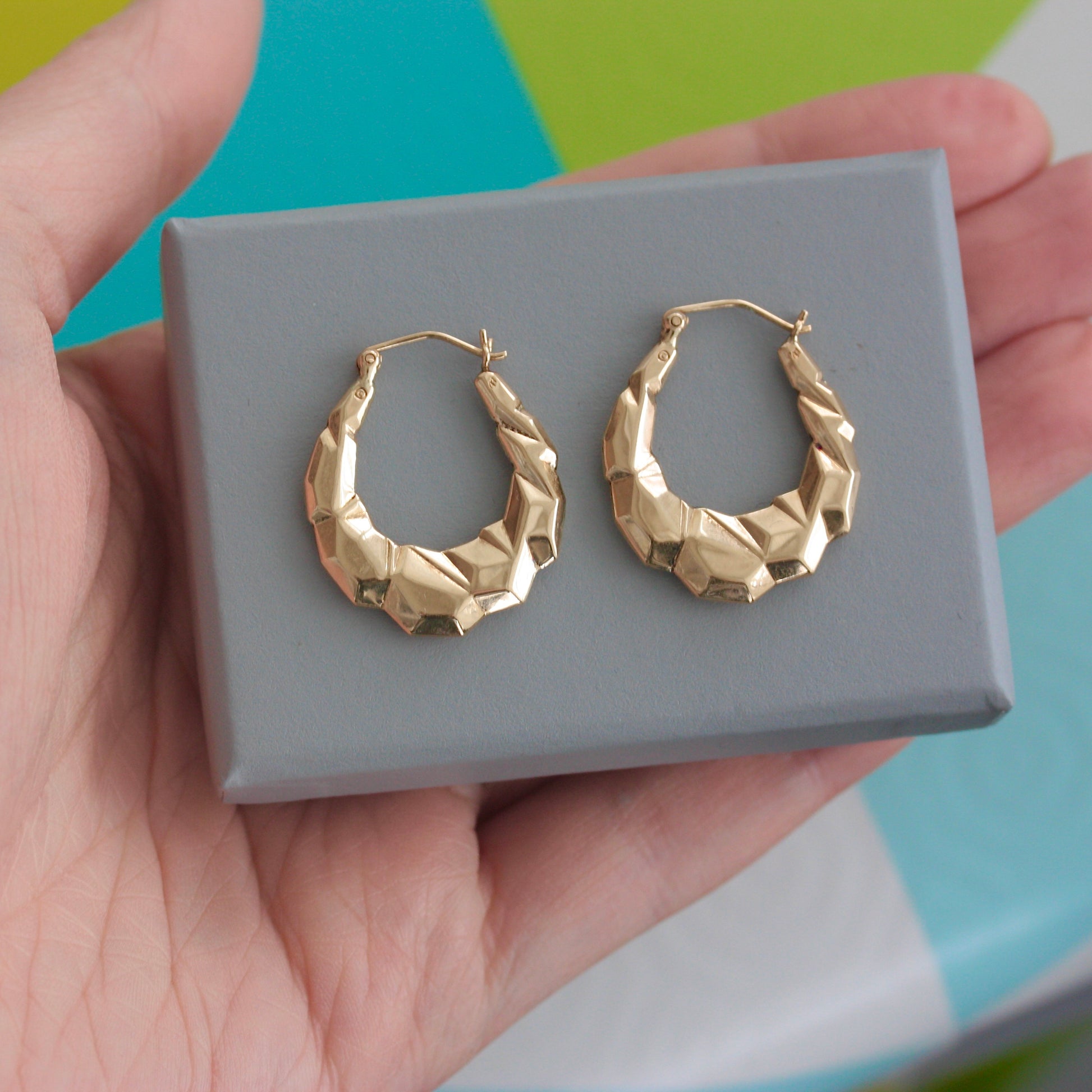 vintage gold hooped earrings