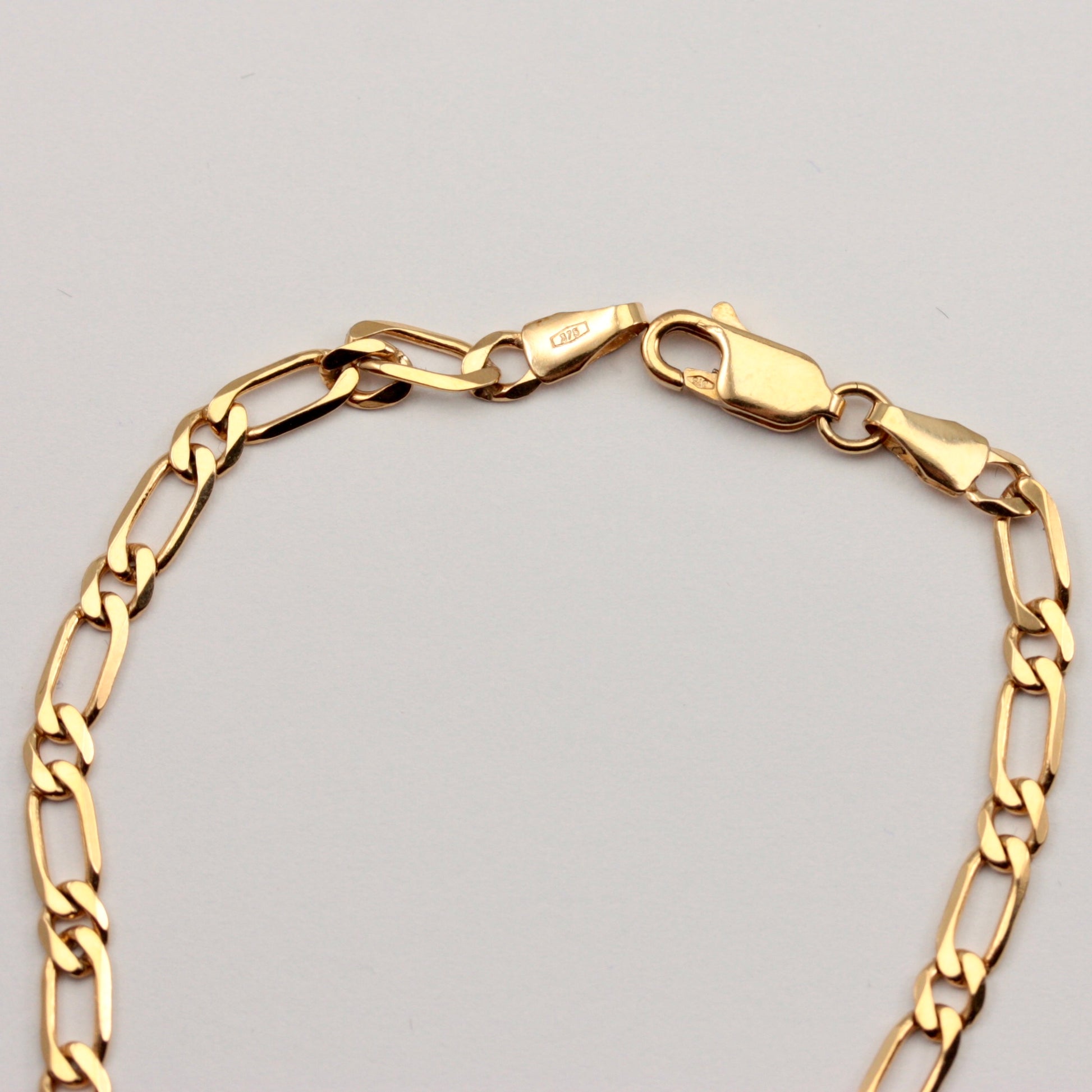 vintage 9ct gold figaro chain bracelet