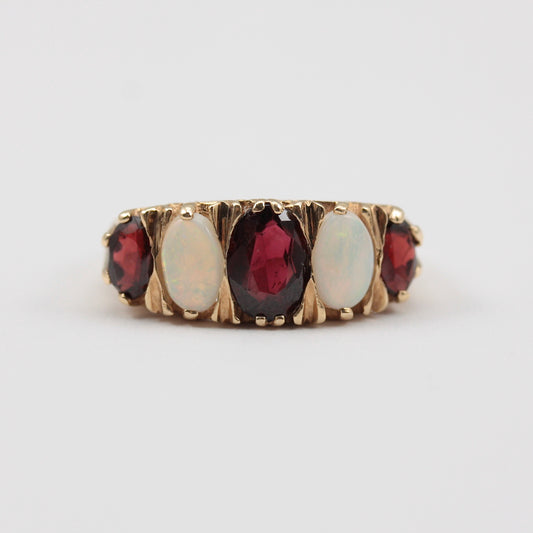 1970s gemstone boat ring