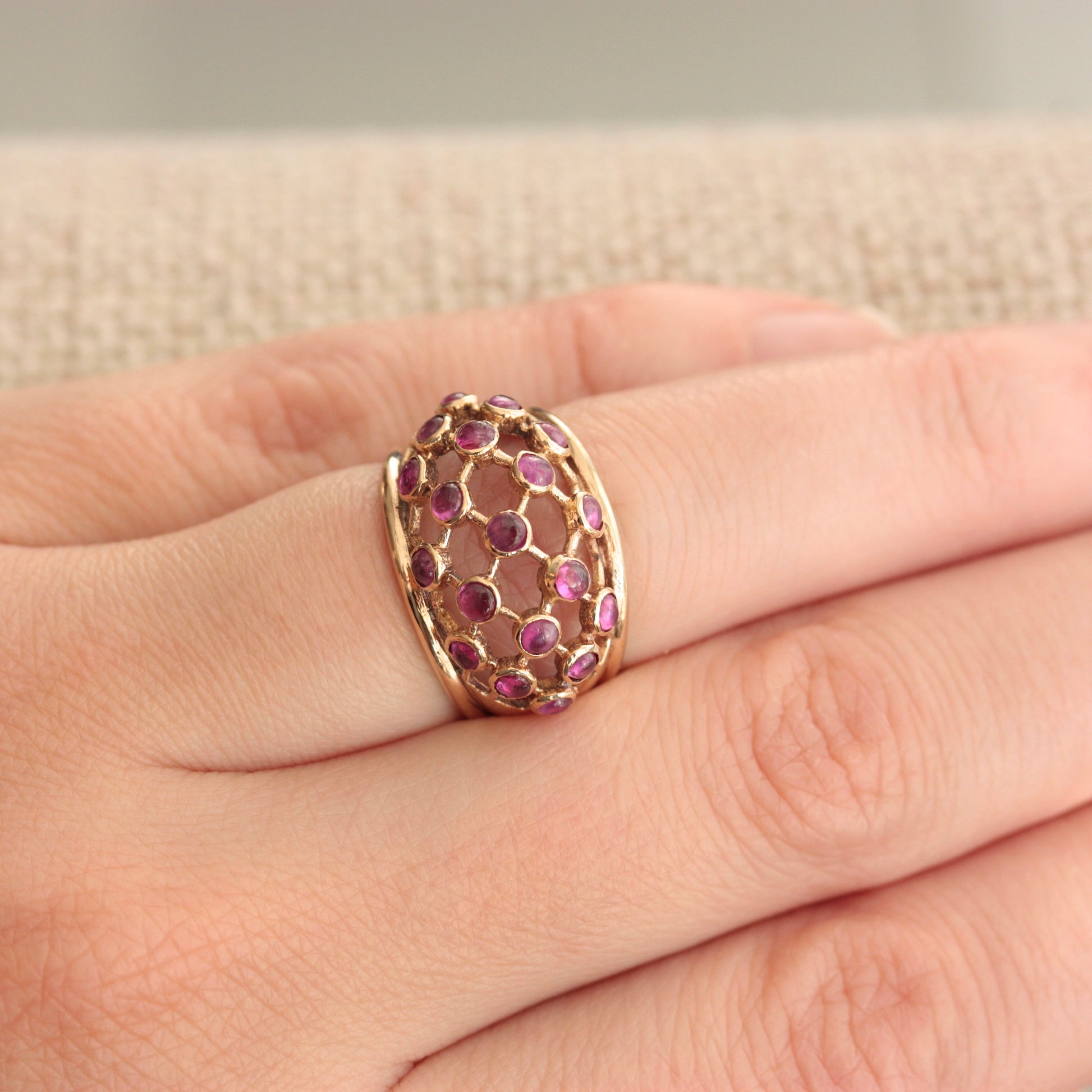vintage 9ct gold ruby cabochon ring