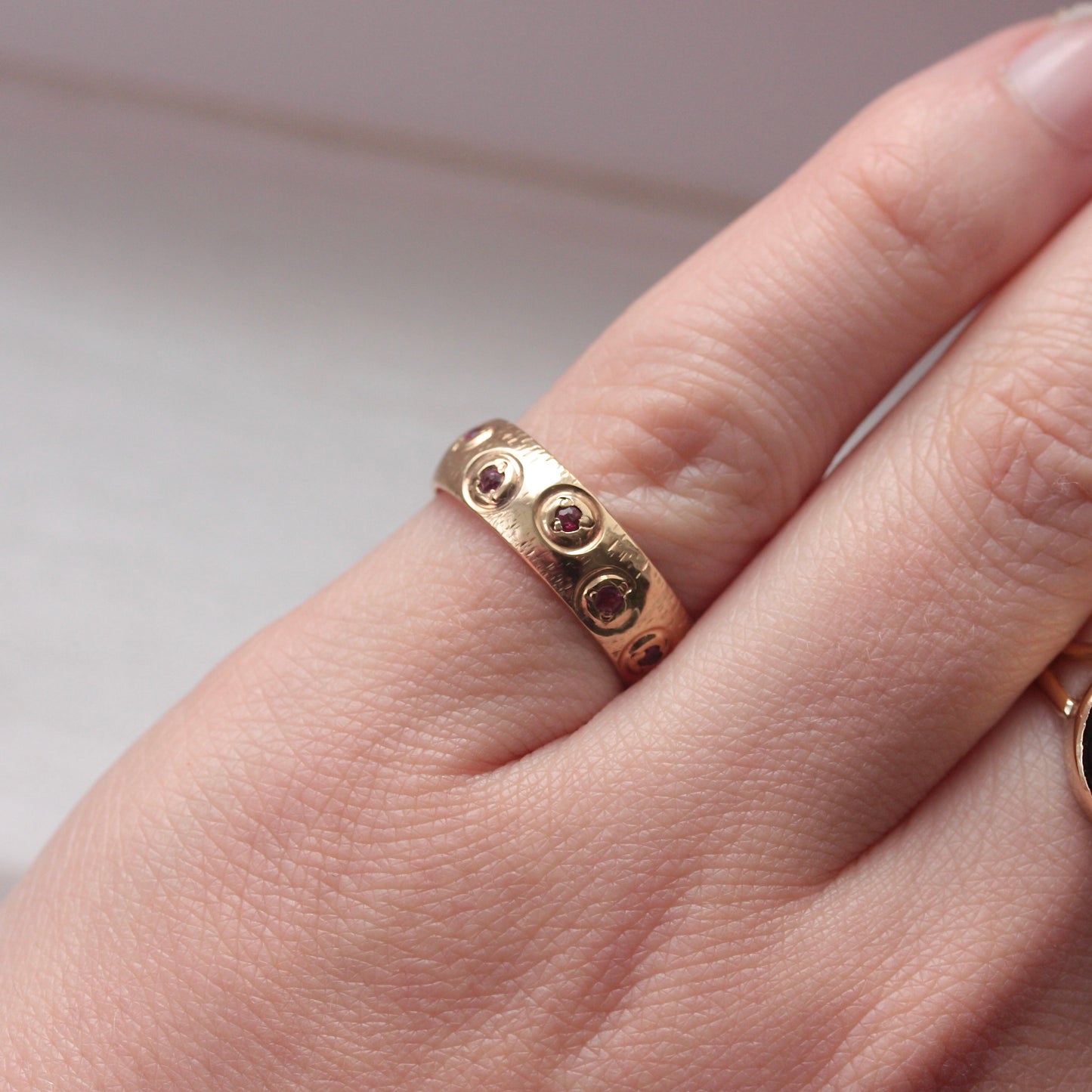vintage 9ct gold red spinel ring 