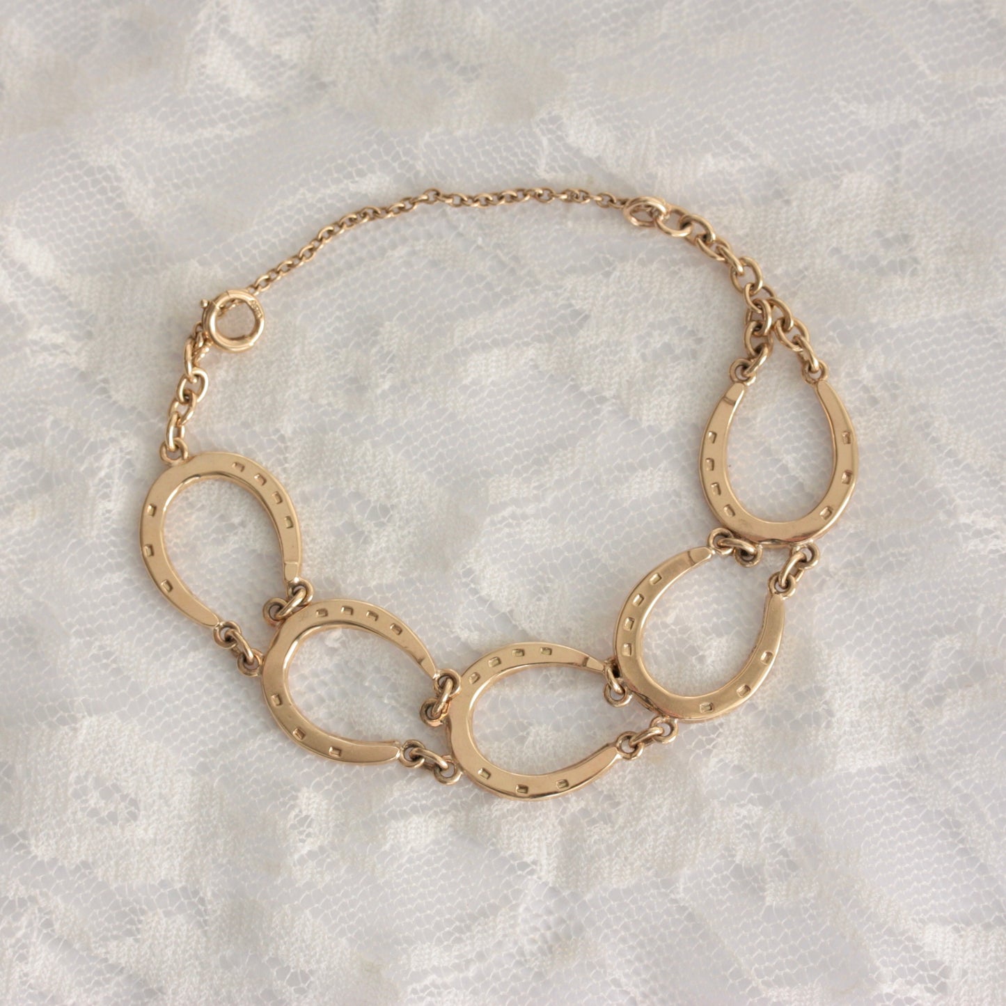 vintage 1960s horseshoe bracelet
