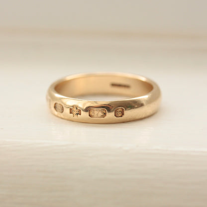 9ct gold year 2000 ring