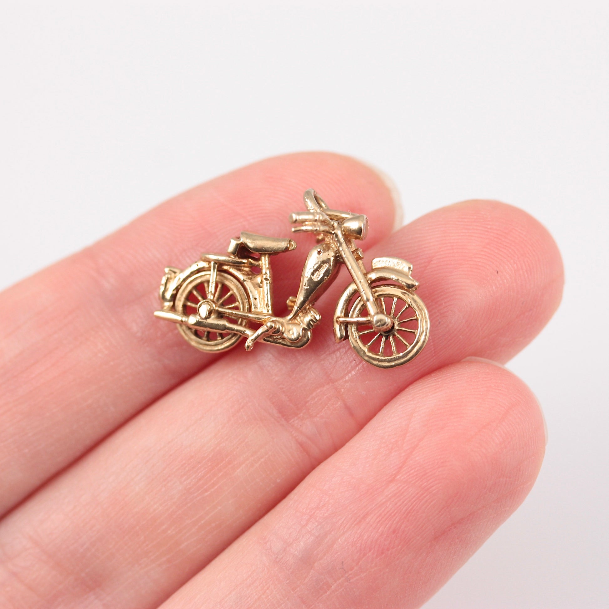 1970s 9ct gold motorcycle charm