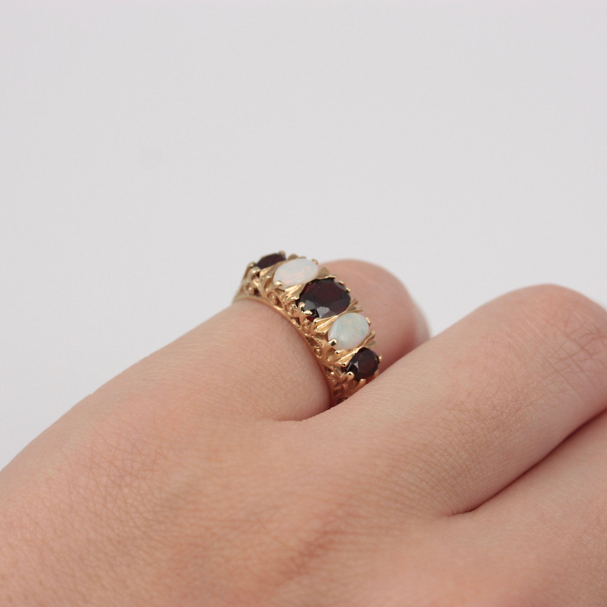 vintage 9ct gold boat ring