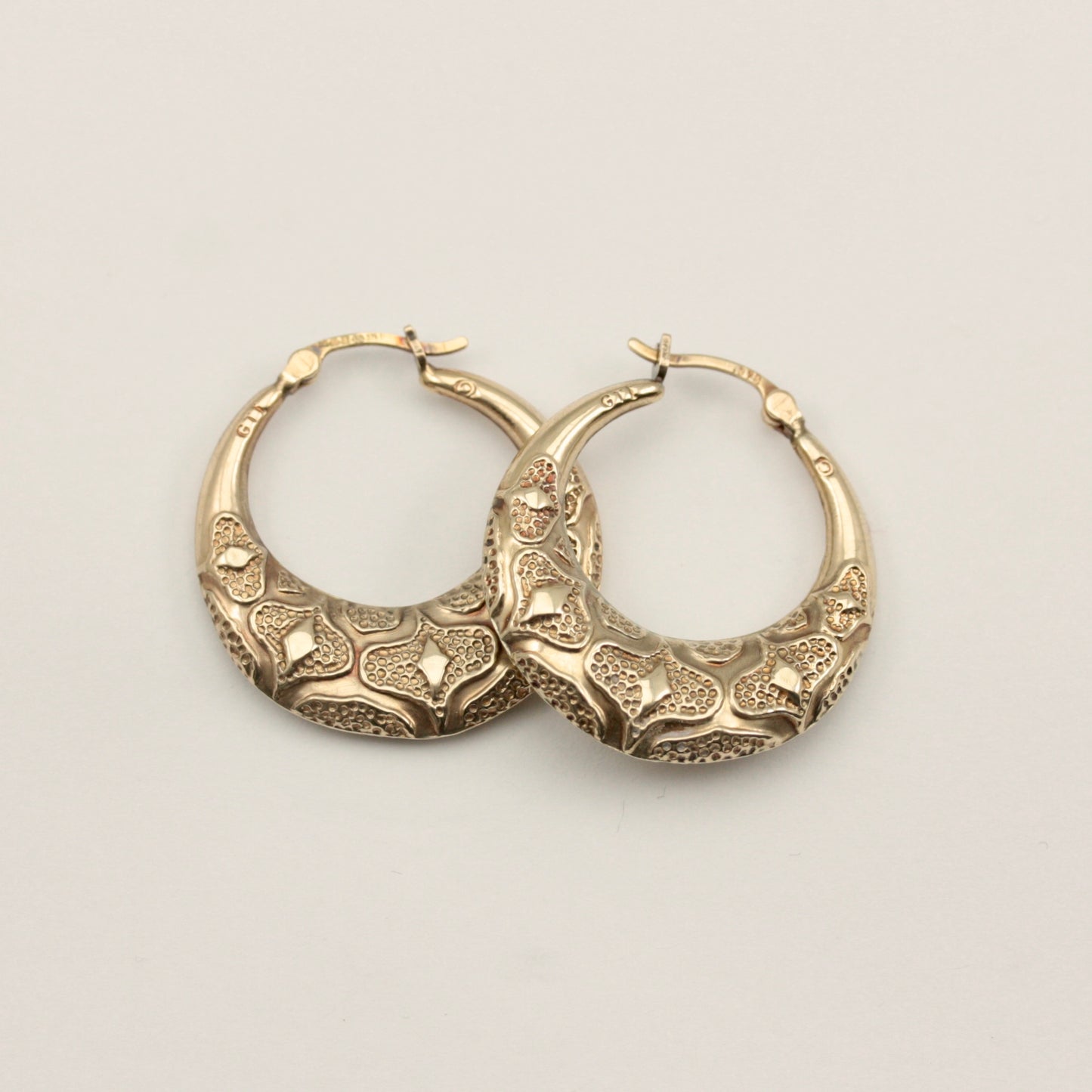 vintage 9ct gold patterned hoops