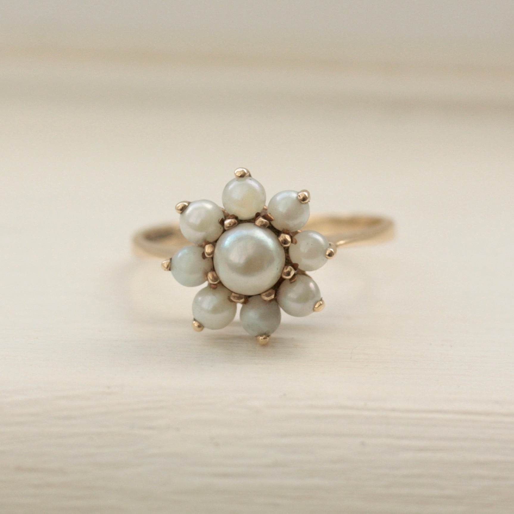 1980s 9ct gold pearl cluster ring