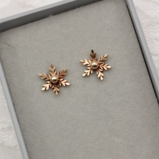 vintage 9ct gold snowflake stud earrings