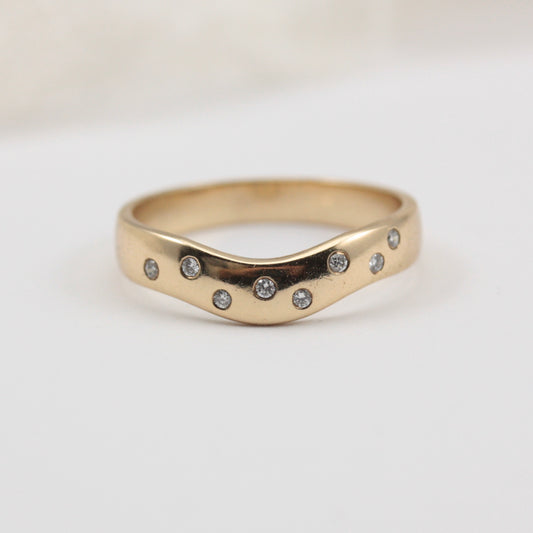vintage diamond 9ct gold wishbone ring