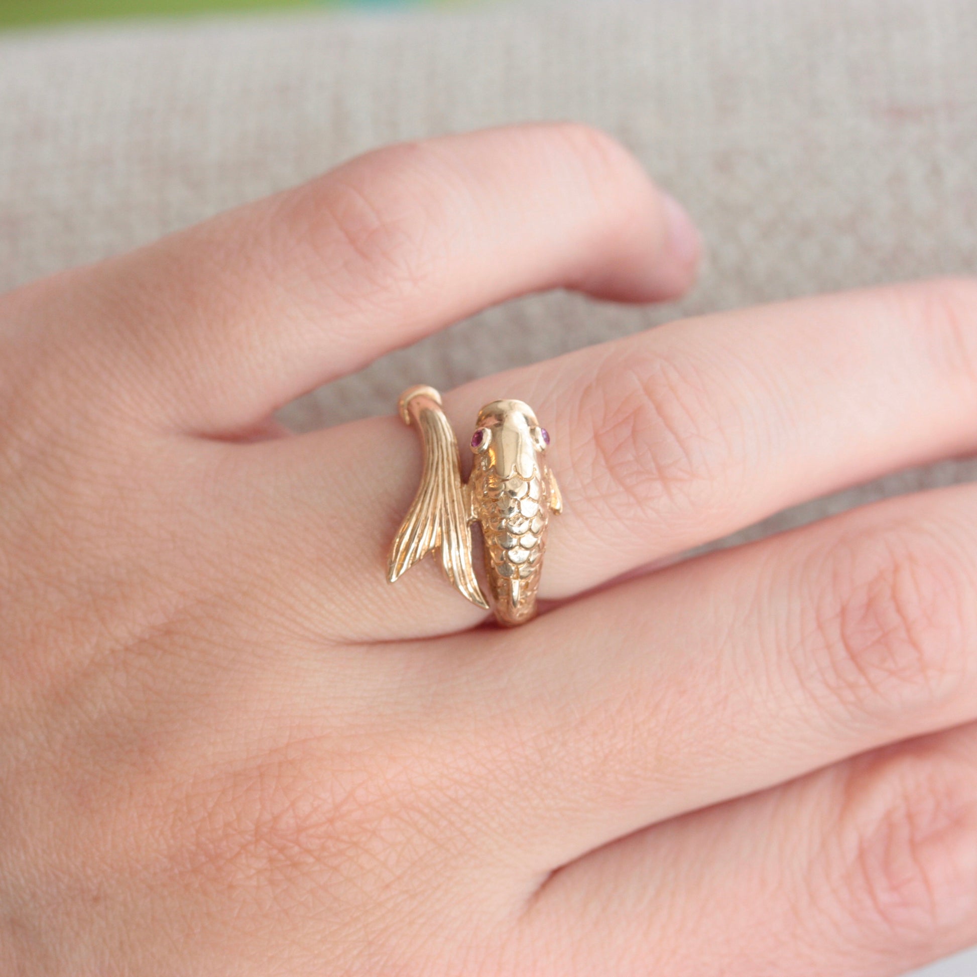 vintage 9ct gold koi fish ring