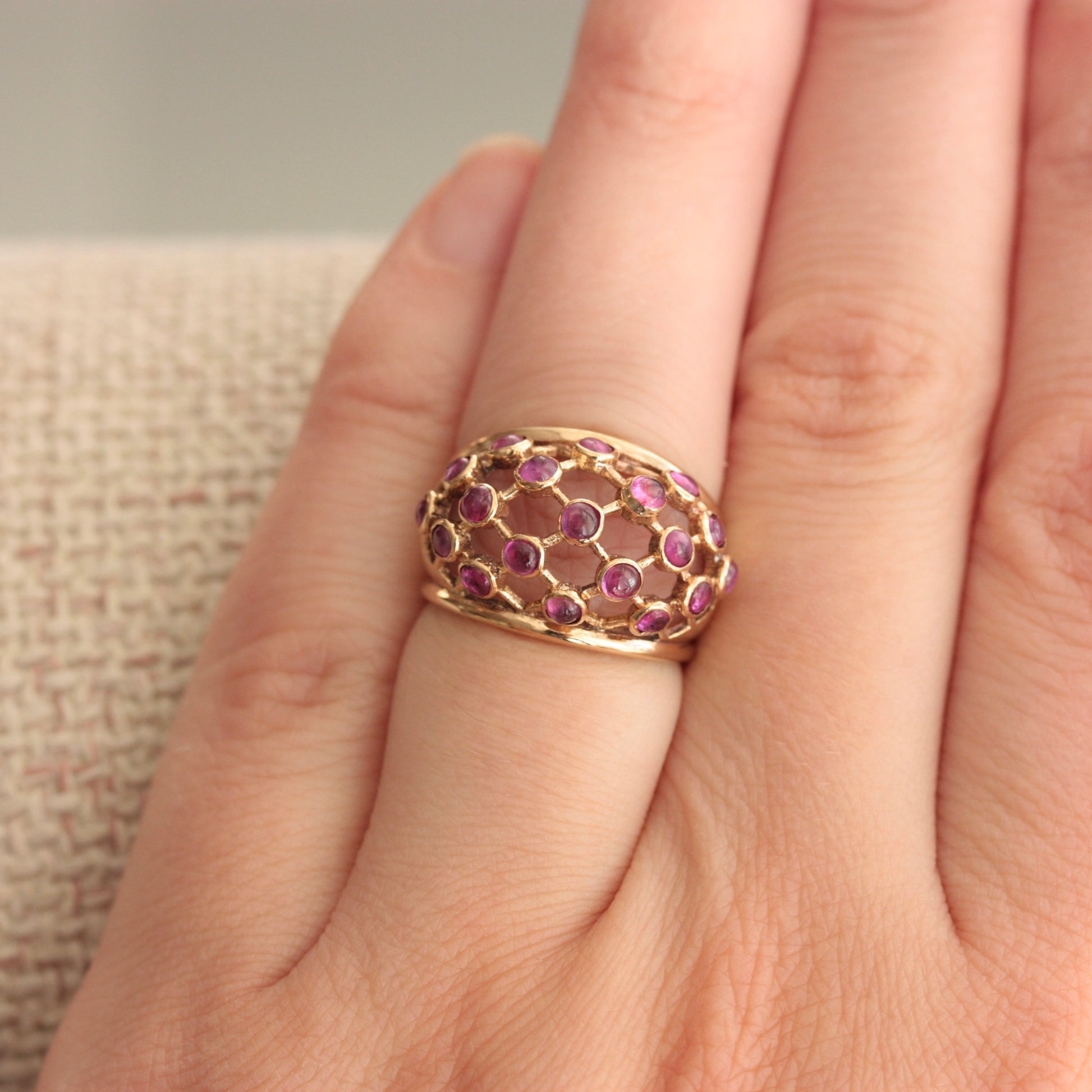 vintage 9ct gold ruby cabochon ring