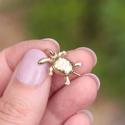 vintage 9ct gold turtle charm