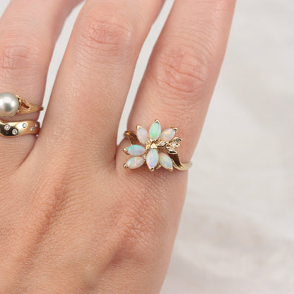 vintage 9ct gold opal cluster ring