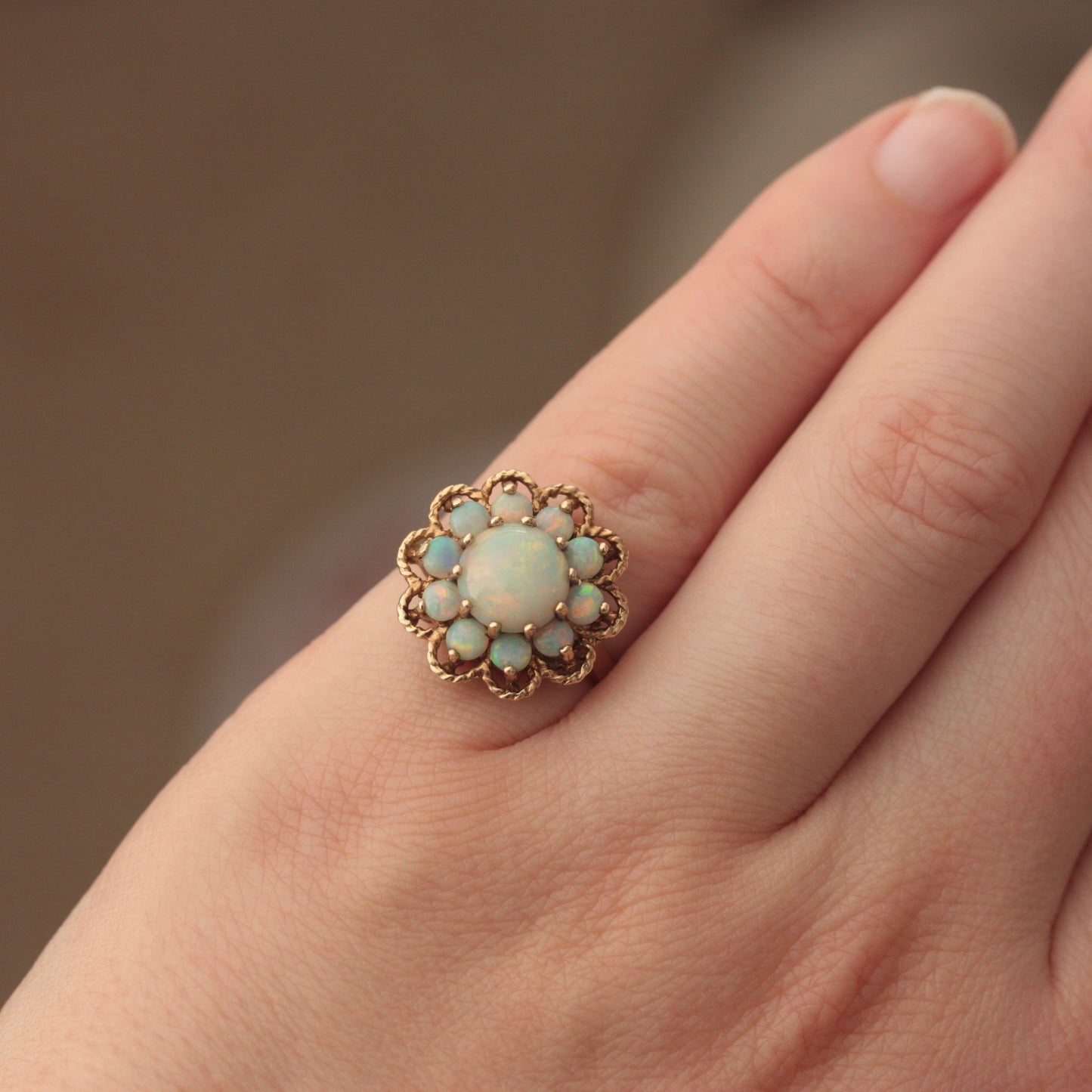 vintage 9ct gold opal cluster ring