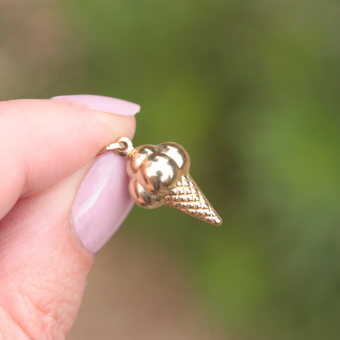 9ct gold ice cream cone charm