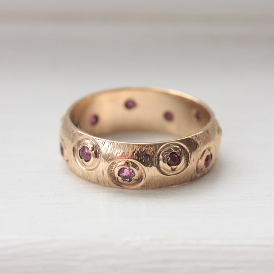 1970s red spinel eternity band