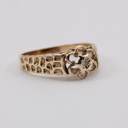Vintage 9ct Gold Flower Design Ring with Diamond, 1976
