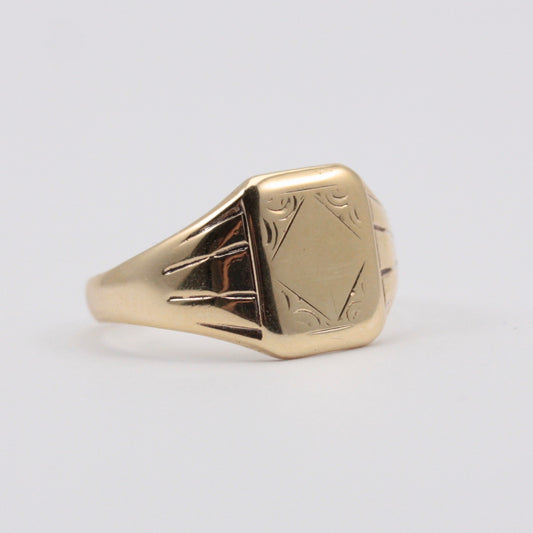 Vintage 9ct Gold Rectangle Shaped Signet Ring