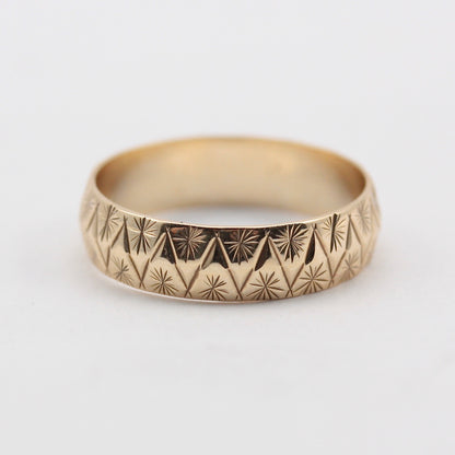 Vintage 9ct Gold Star Patterned Band Ring, 1986