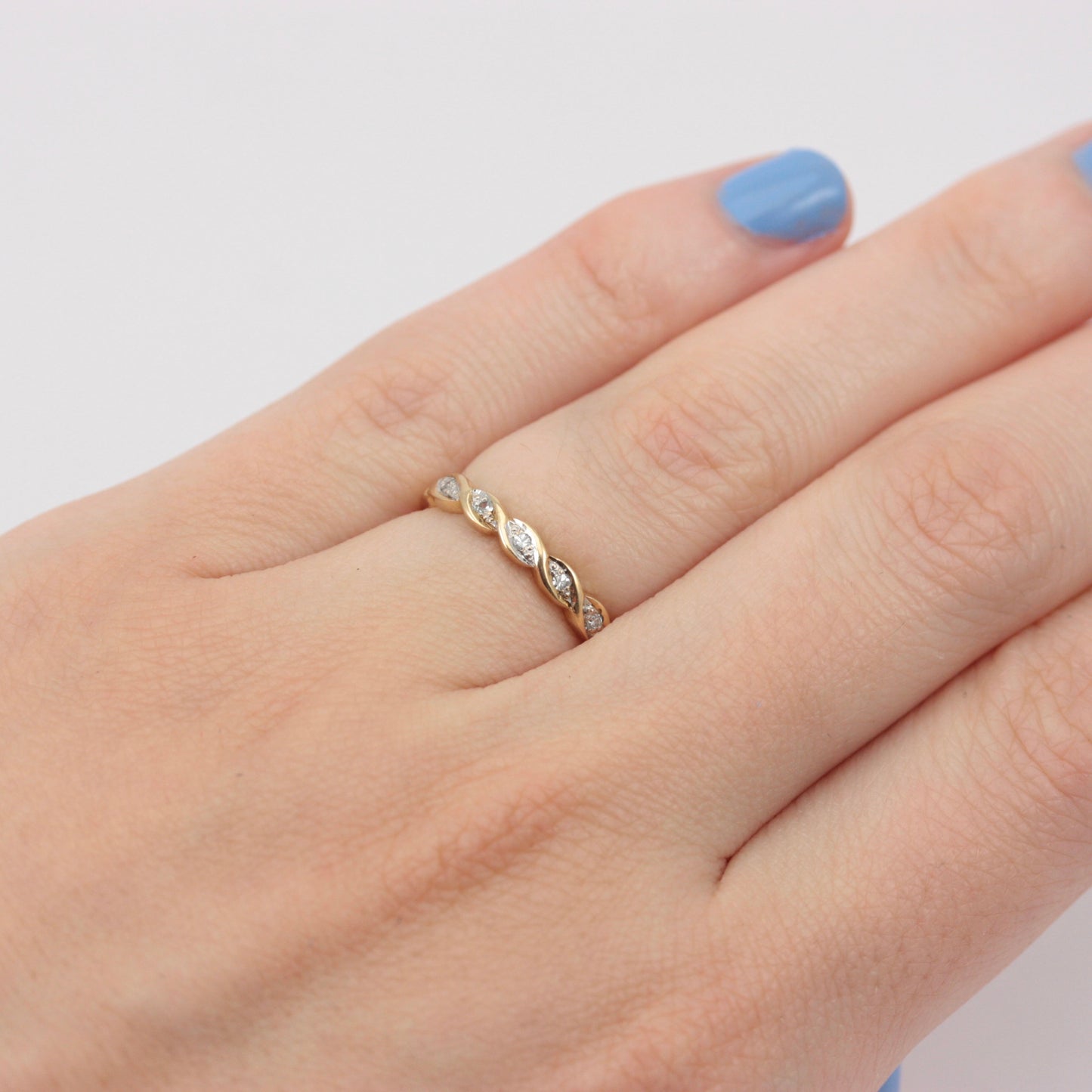 Vintage 9ct Gold & Diamond Twist Band Ring, 1987