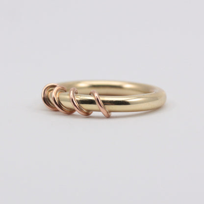 Chunky Vintage 9ct Gold Ring with Rose Gold Twist, 1997