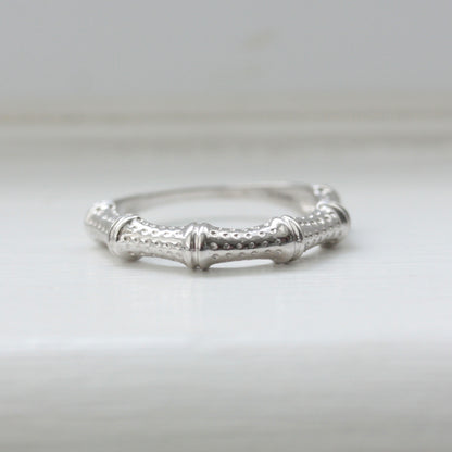 Vintage 9ct White Gold Textured Bamboo Design Ring