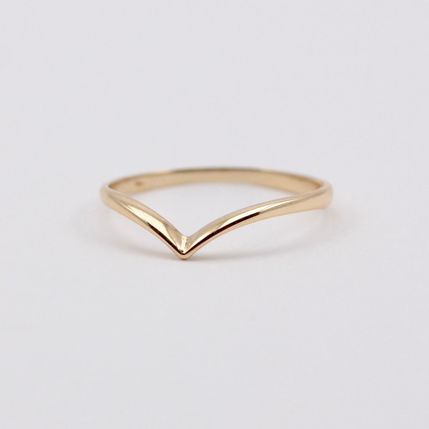 Dainty Vintage 9ct Gold Plain Wishbone Ring, 1981
